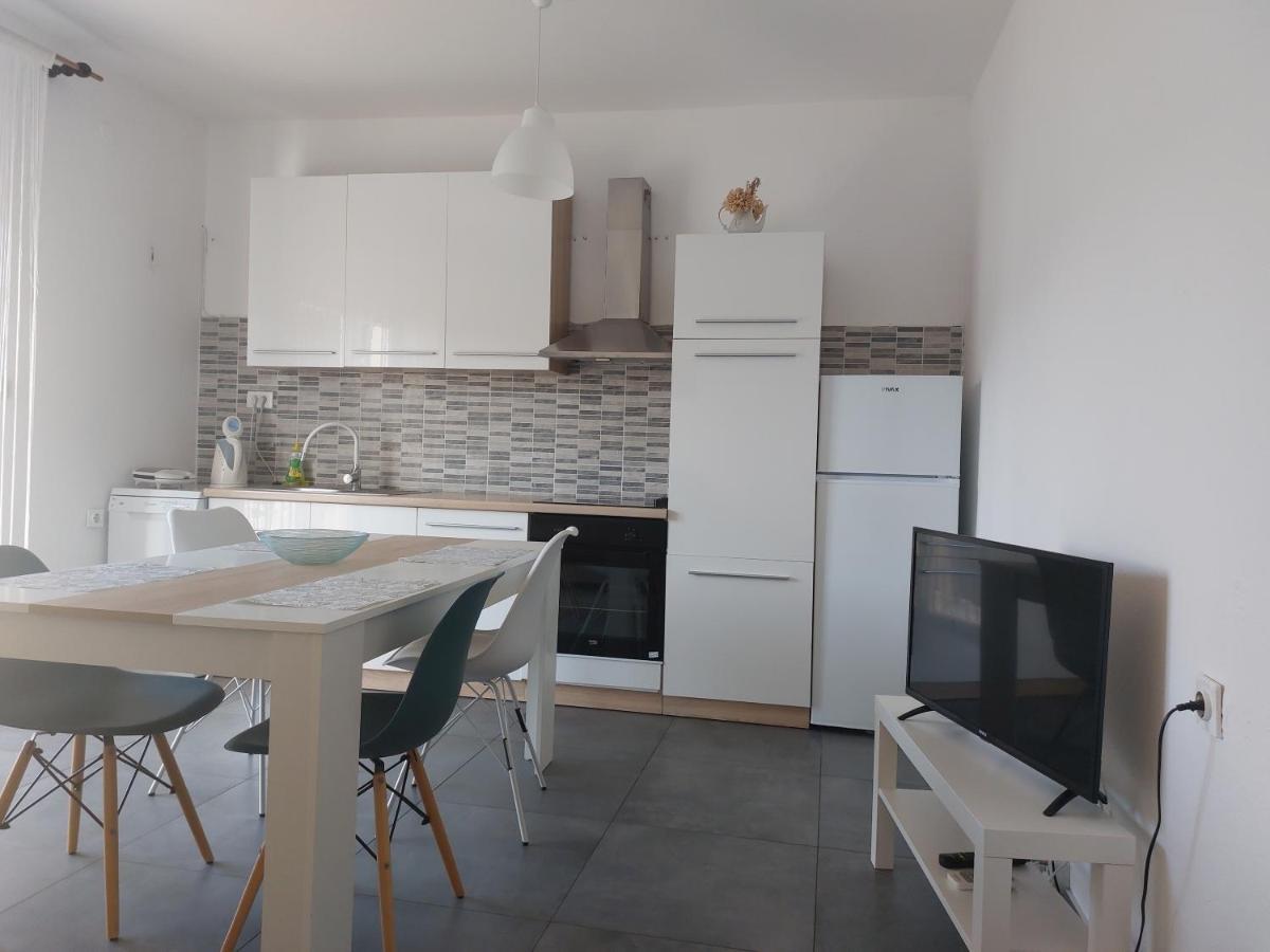 Apartments Radic Рогозниця Екстер'єр фото